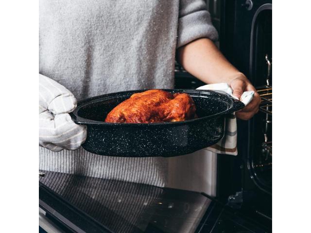 Granite Ware 13-inch oval roaster with Lid. Enameled steel design to accommodate up to 7 lb poultry/roast. Resists up to 932°F. Ideal for preparing...