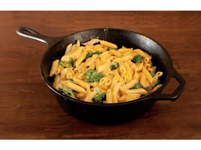 Lodge L8DSK3PLT Cast Iron Deep Skillet, 3 Quart, Black