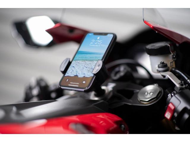 Universal Motorcycle Fork Stem Mount Kit - Techgripper Universal Phone Mount and GPS Gripper