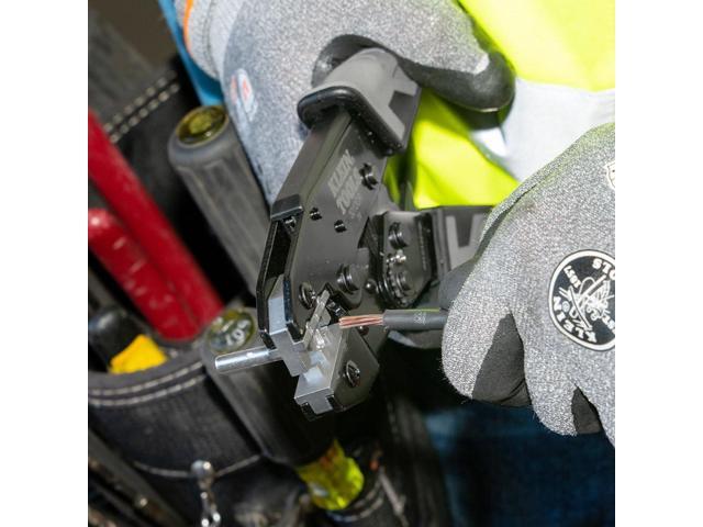 Klein Tools 3010CR MC4 Solar Ratcheting Crimper for 10-14 AWG Stranded Copper Wire PV Connectors