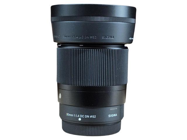 Sigma 30mm f/1.4 DC DN Contemporary Lens for Fujifilm X - 7PC Accessory Bundle