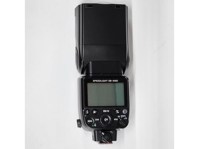 Nikon SB-5000 AF Speedlight 4185 + Flash Bracket + 4x AA Batteries and More