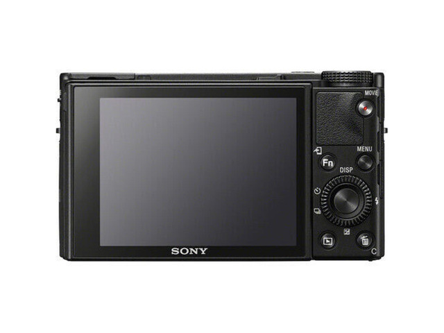 Sony Cyber-shot DSC-RX100 VII Digital Camera DSC-RX100M7 + 64GB Extreme SD