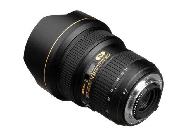 Nikon AF-S NIKKOR 14-24mm f/2.8G ED Lens 2163 - Essential Gadget Bag Bundle