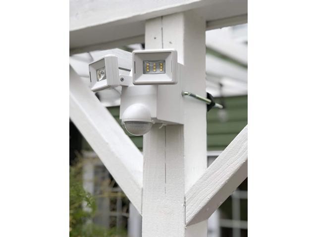 IQ America LB1870QWH 700 Lumen Battery Operated LED Motion Security Flood Light w L-Bracket Universal Mount Indoor Outdoor Closet Shed Storage...