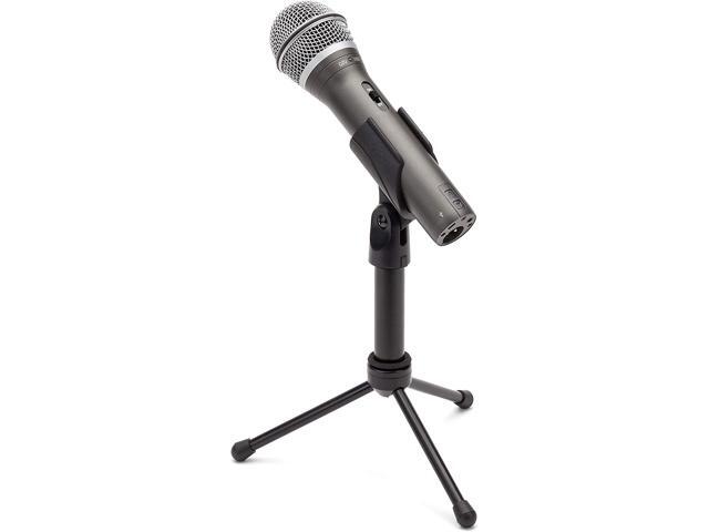Samson Technologies Q2U USB/XLR Dynamic Microphone Recording and Podcasting Pack (Includes Mic Clip, Desktop Stand, Windscreen and Cables), silver