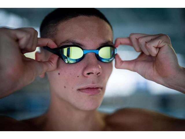 Arena Unisex Cobra Ultra Swipe Mirror Lens, Swim Goggles, Emerald/Cyber Lime