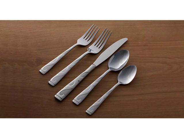 Oneida B340045B Tuscany 45-Piece Flatware Set, Service for 8