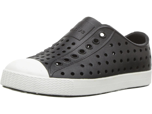 Native Kid's Jefferson Slip-On Sneakers, Jiffy Black/Shell White, Size C4 M US