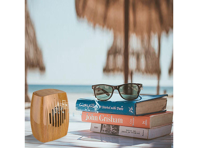 Vista Woodchuck Retro Bluetooth Speaker - PINE YELLOW
