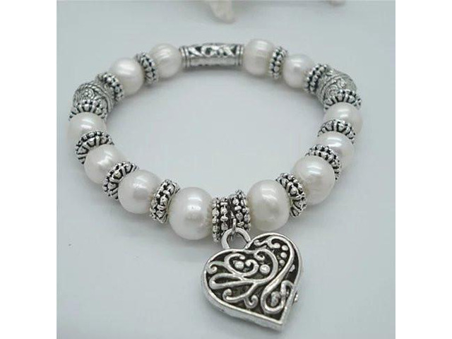 Vista Charming Heart Pearl And Silver Bracelet - White