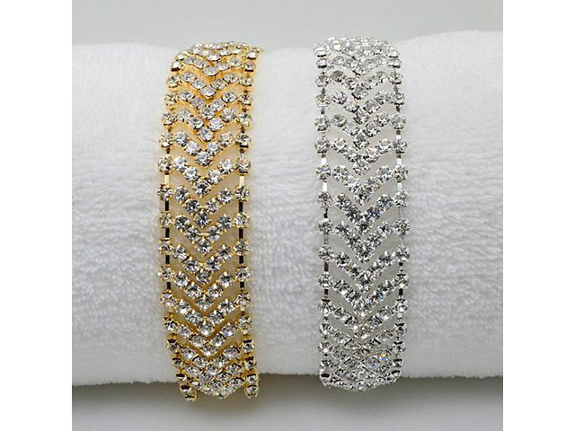 Vista Brocade Bracelet Crystal Chevron Design In Vintage Look - Gold