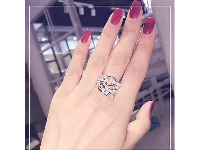 Vista Cowgirl Ring Shaped Like A Belt With CZ Stones - Silver