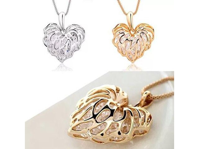 Vista Sweet Memories The Treasures Of A Lifetime Necklace In Gold And Silver Plating - Silver