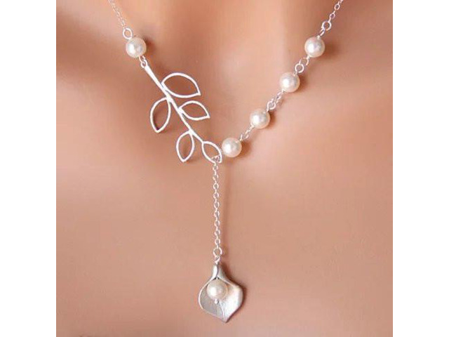 Vista Pearly Lily Lariat Necklace in Sterling Silver and Real Pearl - WHITE GOLD