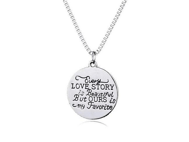 Vista Love Quote Pendant and Chain Necklace - Silver