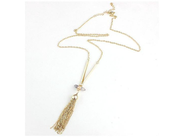 Vista Violeta Necklace With Crystal Pendant And Trendy Tassels - Gold