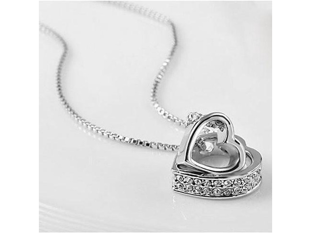 Vista Hugging Hearts Pendant and Chain - Silver