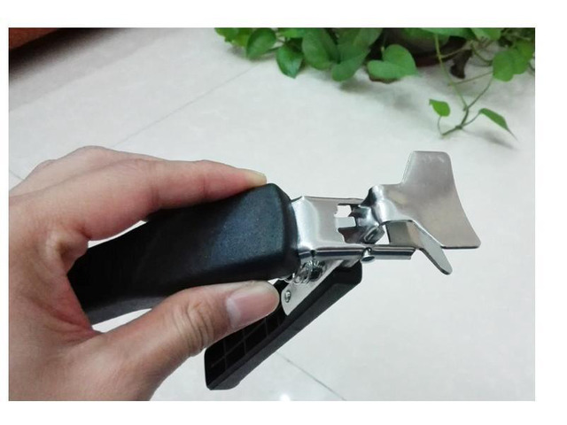 Vista Hot Pot Picker With Cool Touch Handle - Black