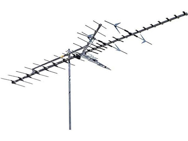 Winegard HD7698A Long Range Outdoor HDTV Antenna - 65+ Mile Range, High-VHF/UHF, 4K Ultra-HD Ready, Free Local Channels, Amplify with Boost XT LNA-200