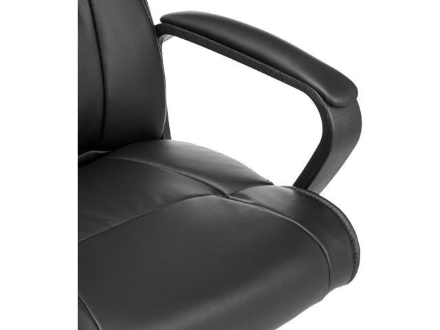 Basics Padded Office Desk Chair with Armrests, Adjustable Height/Tilt, 360-Degree Swivel, 275 Pound Capacity, 24 x 24.2 x 34.8 Inches, Black