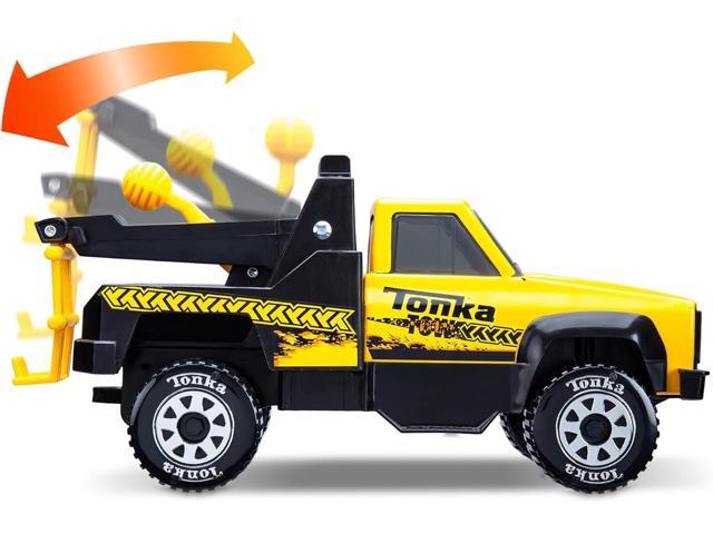 Tonka Steel Classics, Tow Truck - Made with Steel & Sturdy Plastic, Yellow Toy Construction Truck, Boys and Girls, Kids, Toddlers, Ages 3+