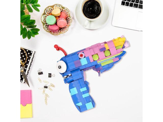 ZITIANYOUBUILD Weapon Pistol Model 622 Pieces from Game Building Toys Set MOC