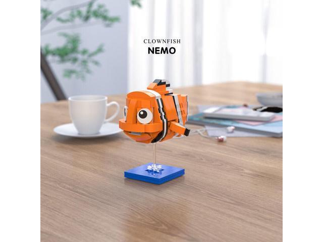 ZITIANYOUBUILD Clownfish with Stand 165 Pieces Building Toys from Animated Film MOC