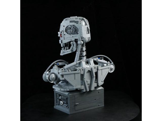 ZITIANYOUBUILD T-800 Bust Model with Power Functions and LED Eyes 3082 Pieces MOC