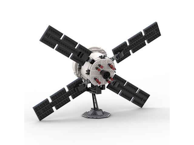ZITIANYOUBUILD Manned Spaceship Model with AJ10 Engine and Space Capsule 581 Pieces MOC