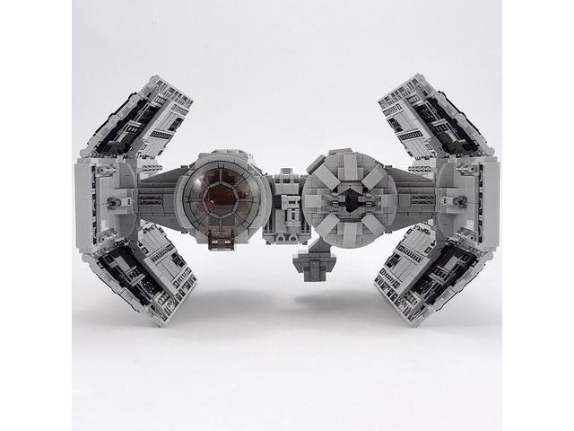 ZITIANYOUBUILD 'Ball-shaped Cockpit Flanked by Vertical Wings' Ship 1644 Pieces MOC