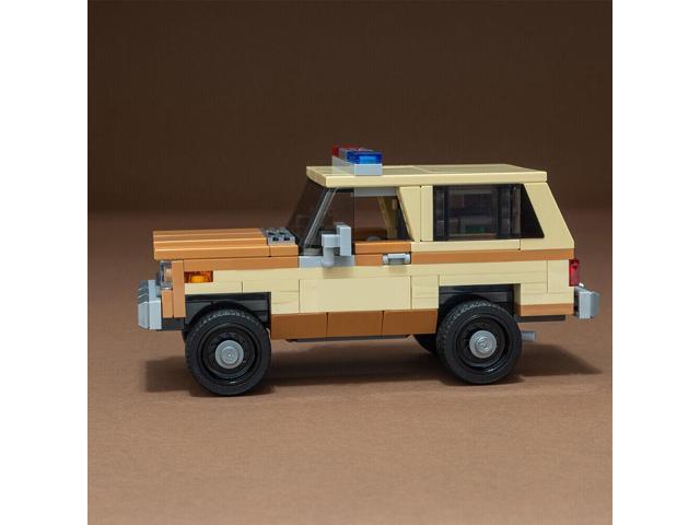 ZITIANYOUBUILD MOC-118520 Stranger Things Jim Hopper's Chevy K5 Blazer Offroad Vehicle SUV Car Model 192 Pieces from 75810 100% Compatible with...