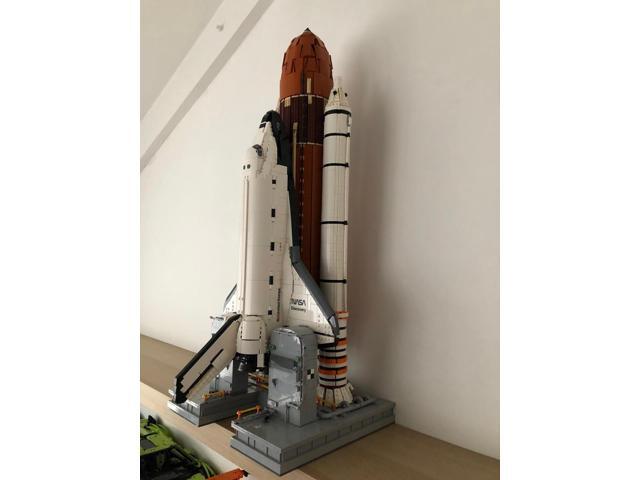 ZITIANYOUBUILD Spaceplane with External Fuel Tank & Stand & Booster 7669 Pieces MOC