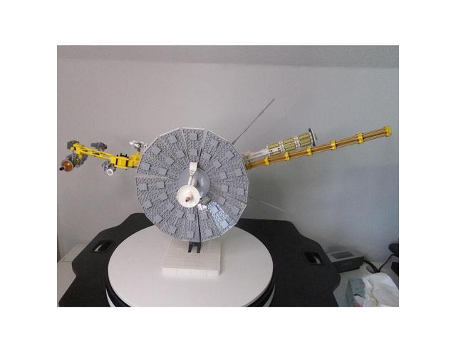 ZITIANYOUBUILD MOC-71157 Farthest Spaceship Spacecraft from Earth 1903 Pieces Building Toys MOC