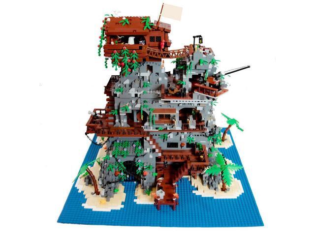 ZITIANYOUBUILD MOC-99393 Pirate Fortress on Rocky Island Modular Building 6609 Pieces MOC