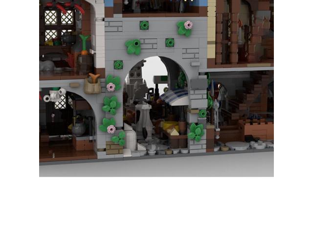 ZITIANYOUBUILD MOC-134085 Medieval Town Centre with 10 Interior Rooms & Main Square 4745 Parts