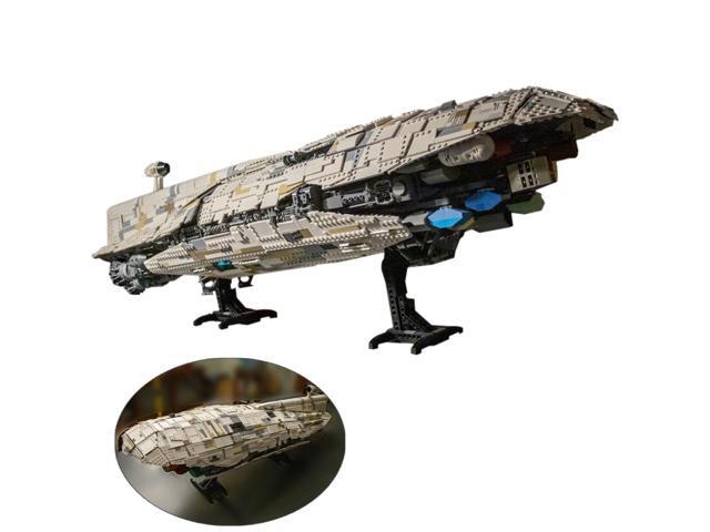 ZITIANYOUBUILD C5091 Medium Transport Ship with a Clamshell-like Hull and Stand 6669 Parts
