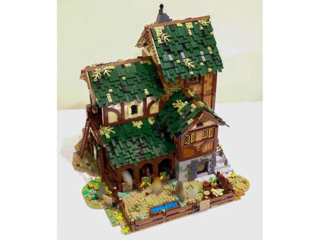 ZITIANYOUBUILD MOC-82026 MEDIEVAL BARN 3 Storeys Building for Medieval Village 4121 Parts