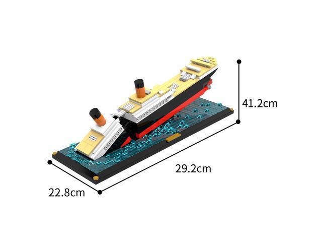 ZITIANYOUBUILD C5152 Passenger Liner Ship Sinking Scene Building Toys Set 782 Parts