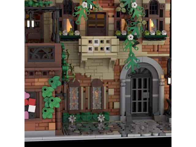 ZITIANYOUBUILD MOC-131698 Modular Building with Medieval Style Balcony, Dining Room and Kitchen