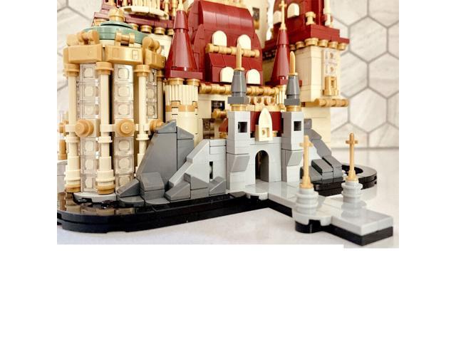 ZITIANYOUBUILD MOC-156489 Shining Castle with Iconic Stained-glass Window from Film 2207 Parts
