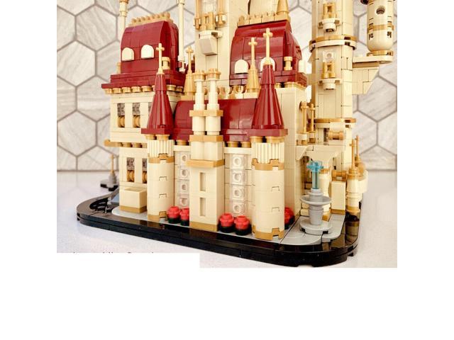 ZITIANYOUBUILD MOC-156489 Shining Castle with Iconic Stained-glass Window from Film 2207 Parts
