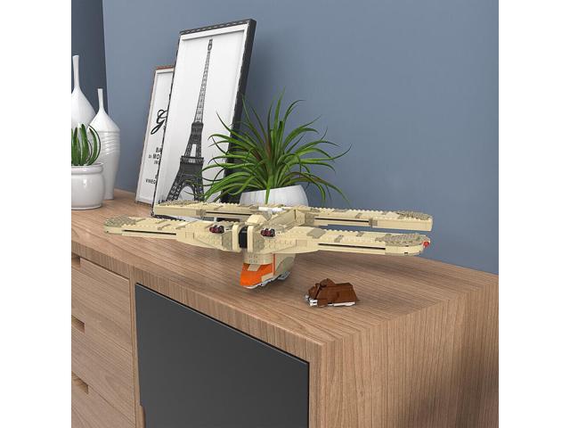 ZITIANYOUBUILD C5127 Elegantly Designed Transport Heavy Ship with Cockpit 698 Parts
