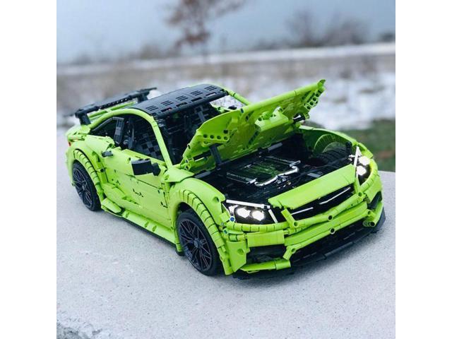 ZITIANYOUBUILD Custom MOC-60193 RC Sport Car with a Twin-turbocharged V-8 Engine 3897 Parts