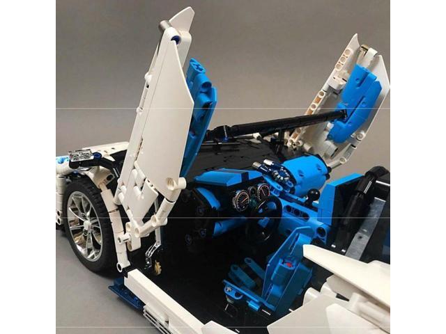 ZITIANYOUBUILD Custom Moc-17698 Roadster Supercar with Rear Wheel Drive and Mighty V12 3562pcs