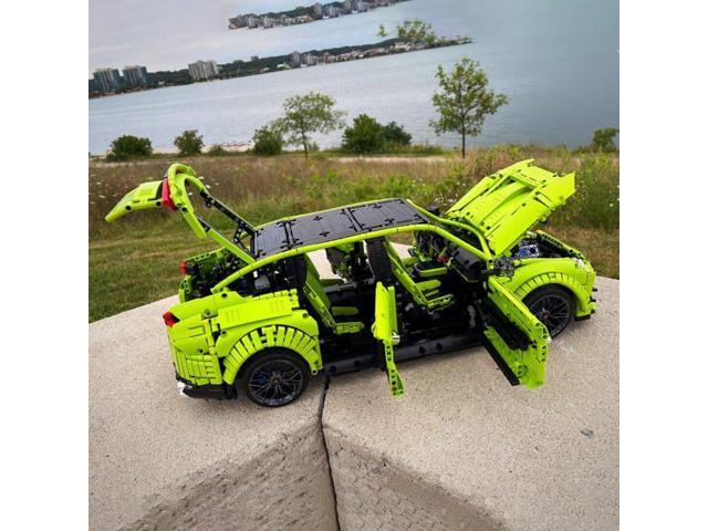 ZITIANYOUBUILD Custom Moc-96212 Supercar Suv Car With Realistic Proportions 4086 Parts