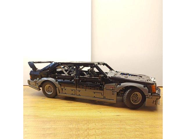 ZITIANYOUBUILD Custom Moc-190106 A Legendary Race Car With Interior and Steering (4391pcs)