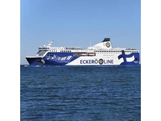 ZITIANYOUBUILD Custom MOC-70050 Ms Finlandia Finnish Fast Cruiseferry Ship (1890parts)