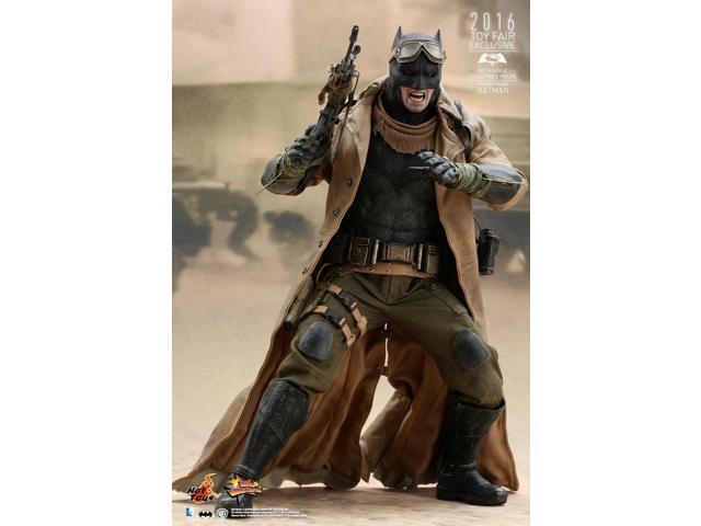 Figure Hot Toys MMS372 - DC Comics - Batman V Superman: Dawn Of Justice - Knightmare Batman