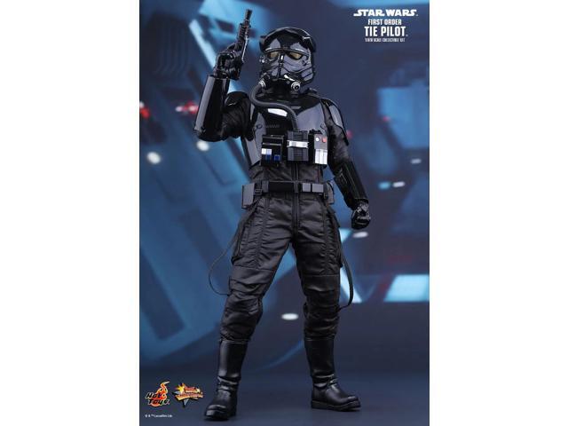Figure Hot Toys MMS324 - Star Wars: The Force Awakens - First Order Tie Pilot